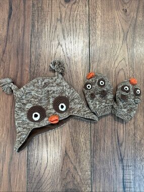 GAP Brown Owl Knit Hat and Mittens Set with Orange Beak Accents